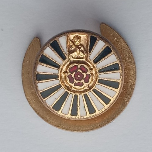 Lancashire rose round - lancashire, table