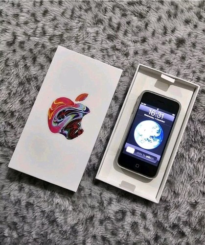 Rare apple iphone - 2g, 1st