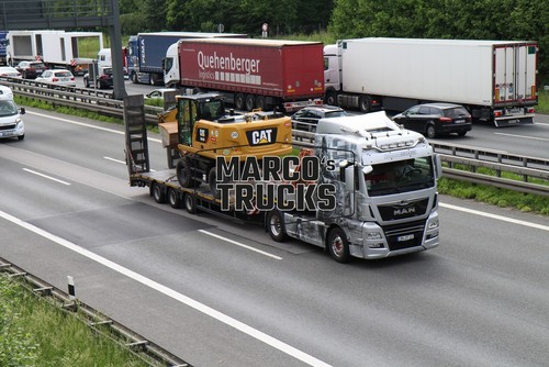 Truck photo man - tgx, platform