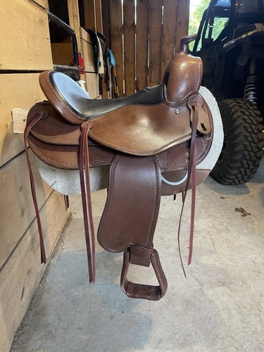 Western saddle star trek - star,