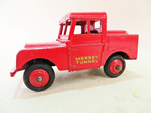 Dinky 255 land rover swb - land,