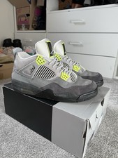 Air Jordan retro 4 SE Neon 95