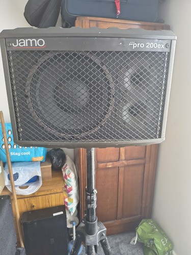 Jamo speakers and stand - speakers,