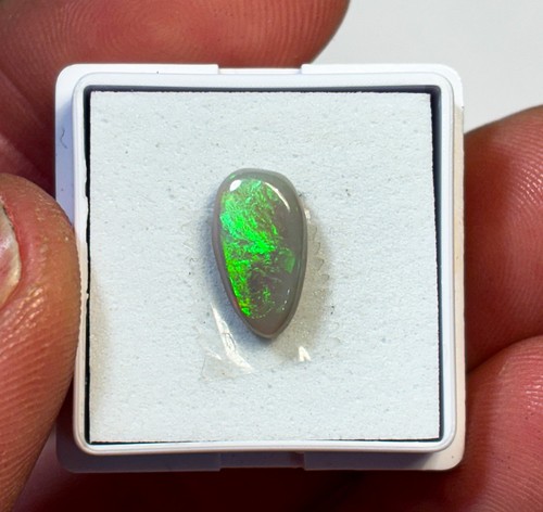 Lightning ridge oval opal - lightning,