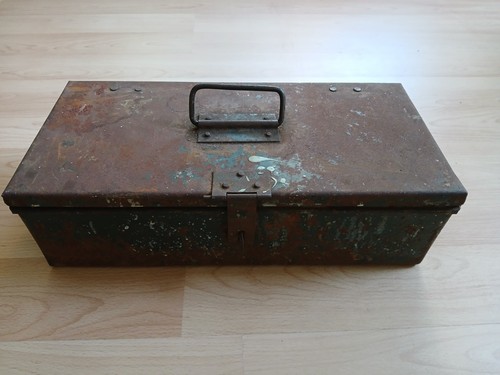 Mid century vintage - tool, box