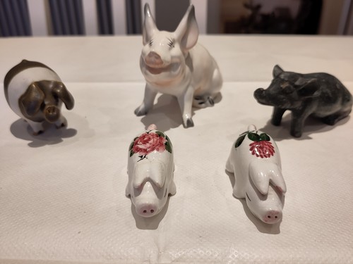 Selection ceramic pig - selection,