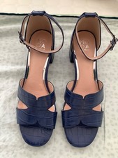 MODA EN PELLE BLUE SHOES SIZE  8UK ANKLE STRAP NEW like next m & s leather 
