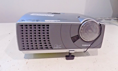 Toshiba tdp dlp projector - toshiba,