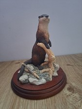 Border Fine Arts Otter
