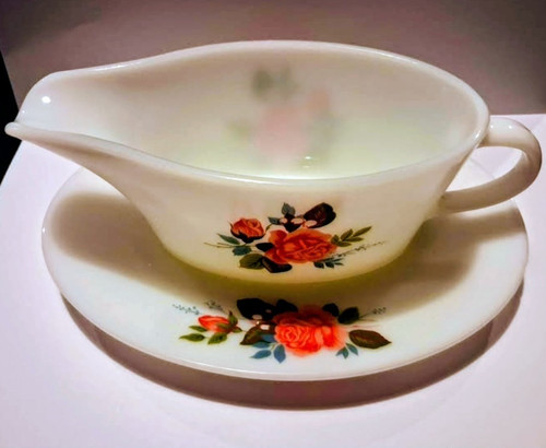 Pyrexmilk glass floral - floral, gravy