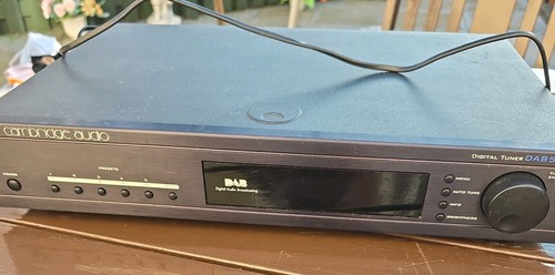 Cambridge audio digital tuner - audio,