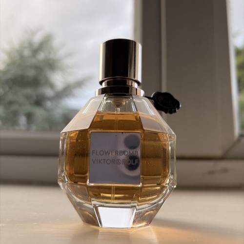 Viktor rolf flowerbomb - flowerbomb, eau
