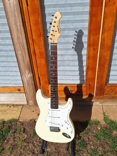 Aria stg 003 electric guitar - stg,