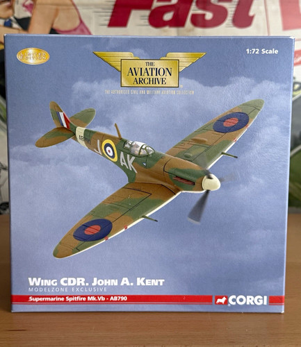 Corgi aviation archive aa31915 - archive,