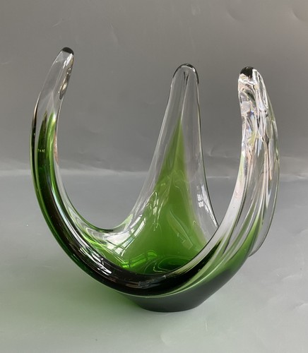 Swedish art glass centrepiece - art,