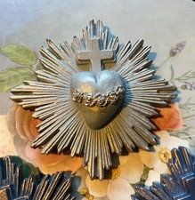 Wall Art - Plaque - Sacred MILAGRO Radiant Heart  Green Grey Gold - Shadow Box