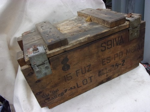 Vtg wooden military crate - us,