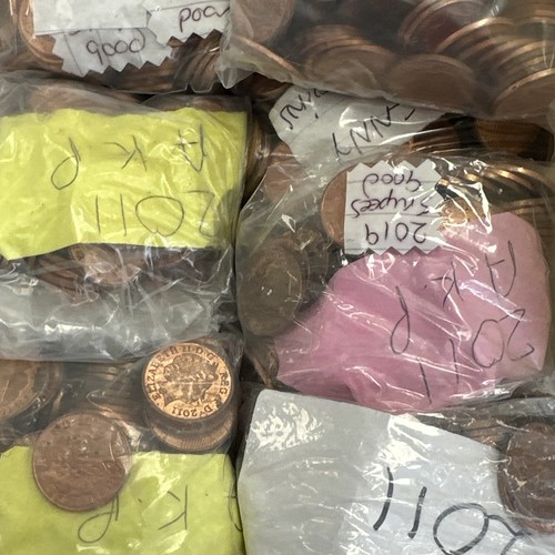100 coins 2011 - 1p,