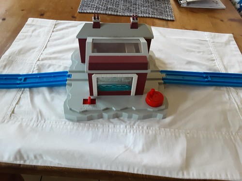 Tomy thomas trackmaster train - tomy,