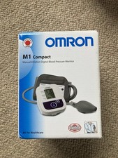 Omron M1 Compact Manual
