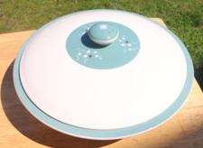 A LOVELY ROYAL DOULTON SPINDRIFT D6466 LIDDED SERVING DISH/TUREEN,25CM X 10CM.