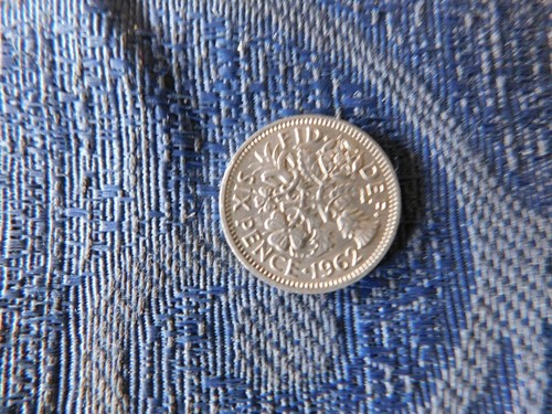 Collectable six pence coin - six,