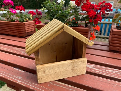 Robin wild bird nest box - /,