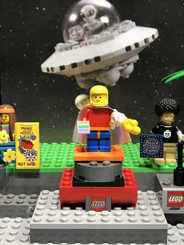 Lego mini figure - mini,