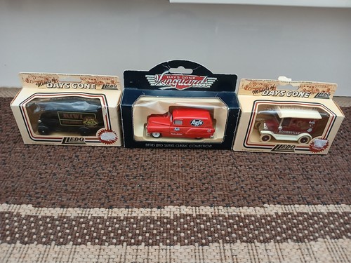 Joblot diecast two - of,