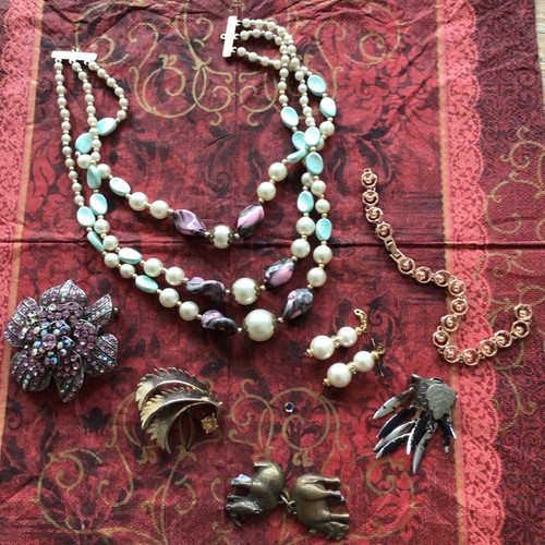Damaged items vintage - damaged,