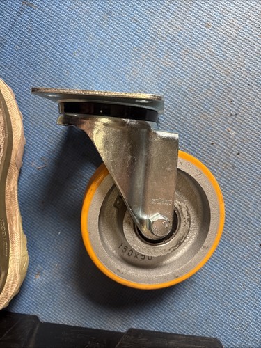 Industrial heavy duty castor - heavy,