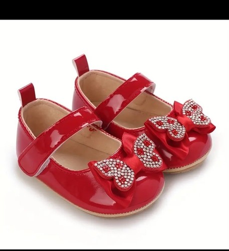 Infant baby girl - spanish, style