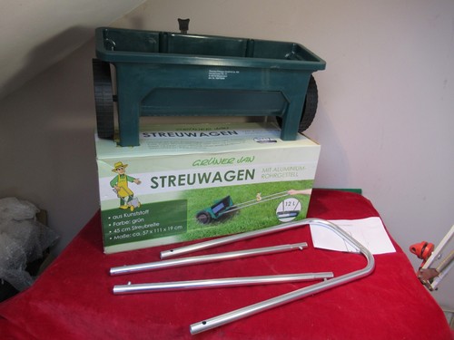 Drop spreader for lawn feed - drop,