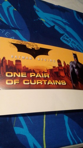 Batman motif curtains tracks - 2,
