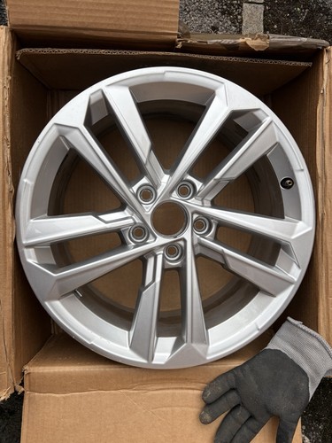 Genuine audi alloy - a3, 17"