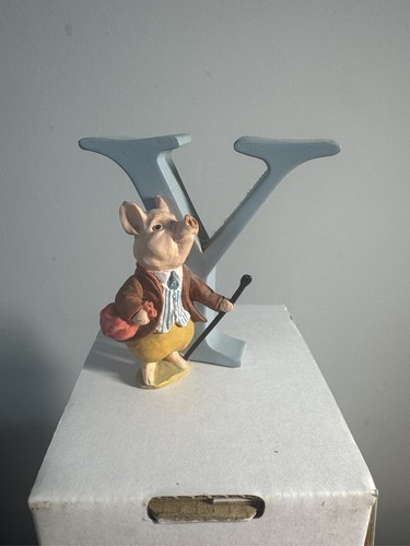 Enesco beatrix potter - beatrix, alphabet