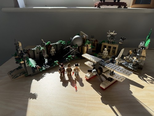 Lego indiana jones temple - lego,