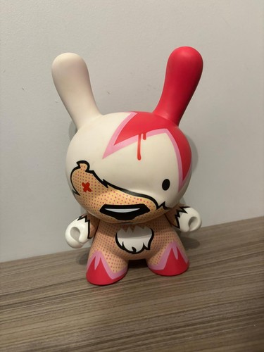 Kidrobot inch dunny flying - dunny,