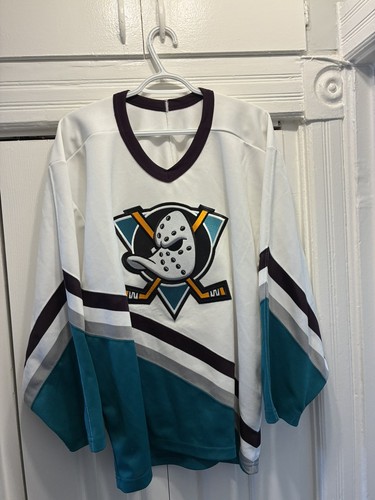 Vtg anehiem mighty ducks ccm - anehiem,