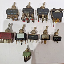 Job Lot of 10 VINTAGE  On Off  Momentary Toggle Switches 1 2 3  Pole
