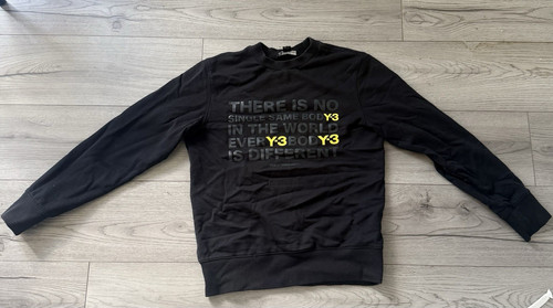 Black graphic logo - y-3, crew
