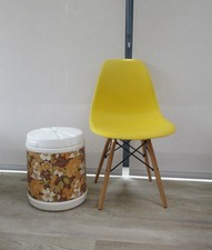 Vintage retro Plysu floral plastic laundry linen washing basket bin drum