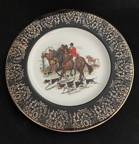 Fox hunting scene decorative - fox,