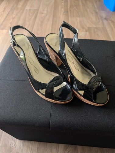 Wallis black patent leather - black,