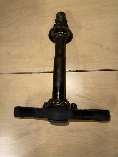Genuine yamaha fzs600 fzs 600 - genuine,