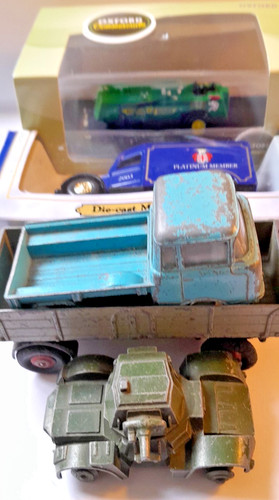 Job lot vintage vehicles - lot,