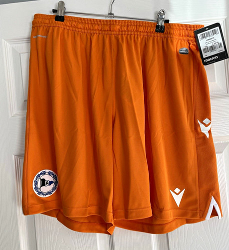 Bnwt macron dsc - bnwt,