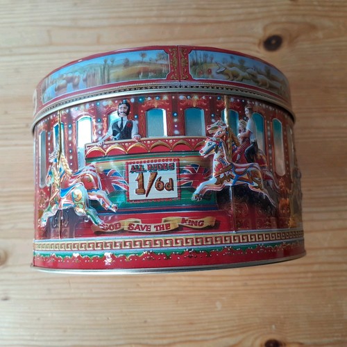 Vintage churchill embossed - vintage,