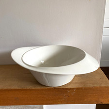 10 Strawberry Street Bowl