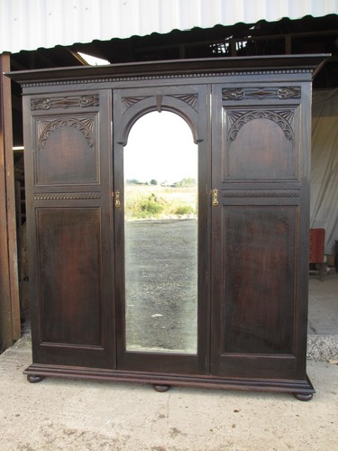 Edwardian carved dark - , oak